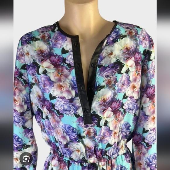 Wyatt Collection Floral Silk Long Sleeve Dress Size Medium - Picture 2 of 14